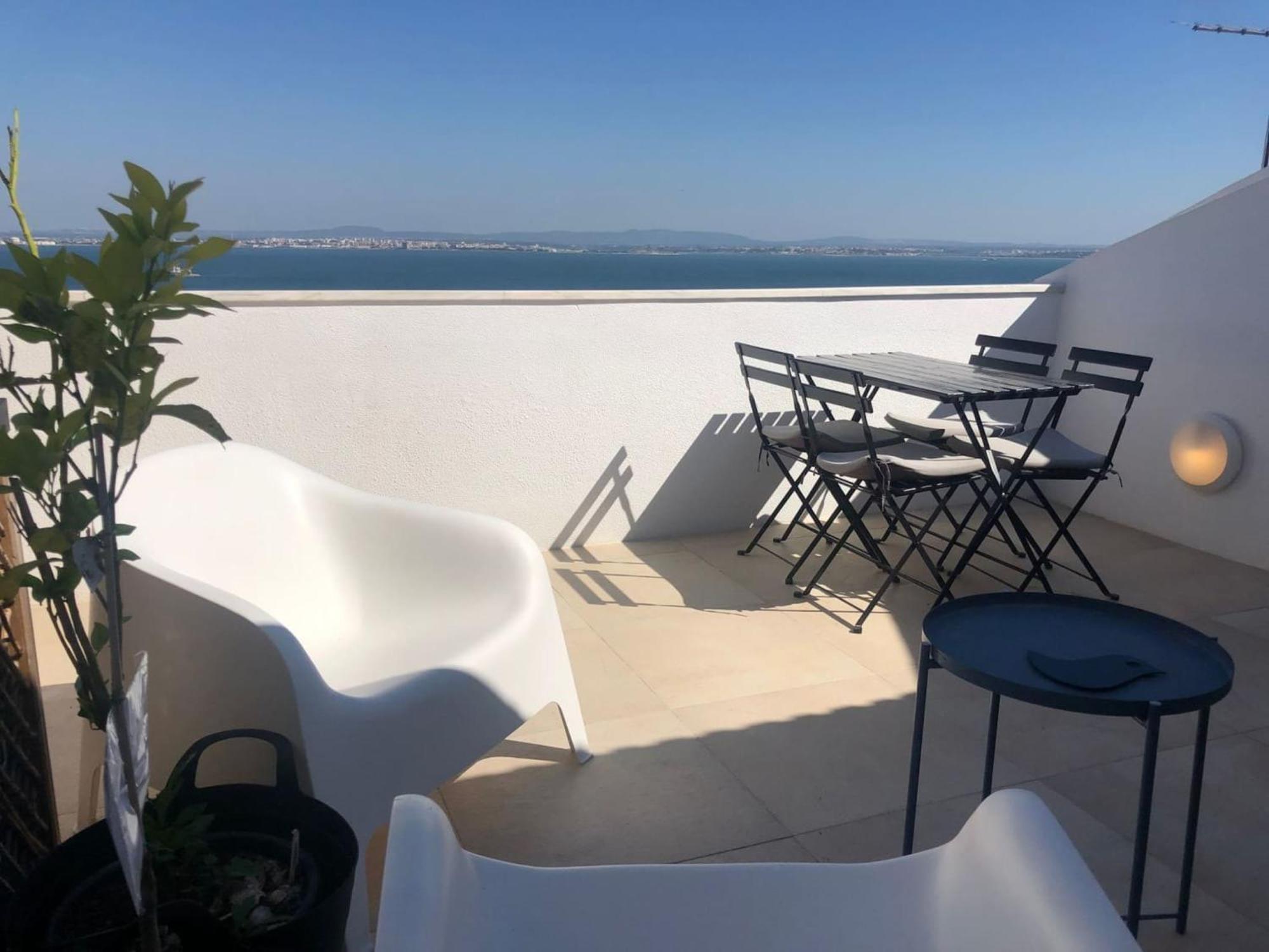 Beautiful River Views In Graca Apartamento *