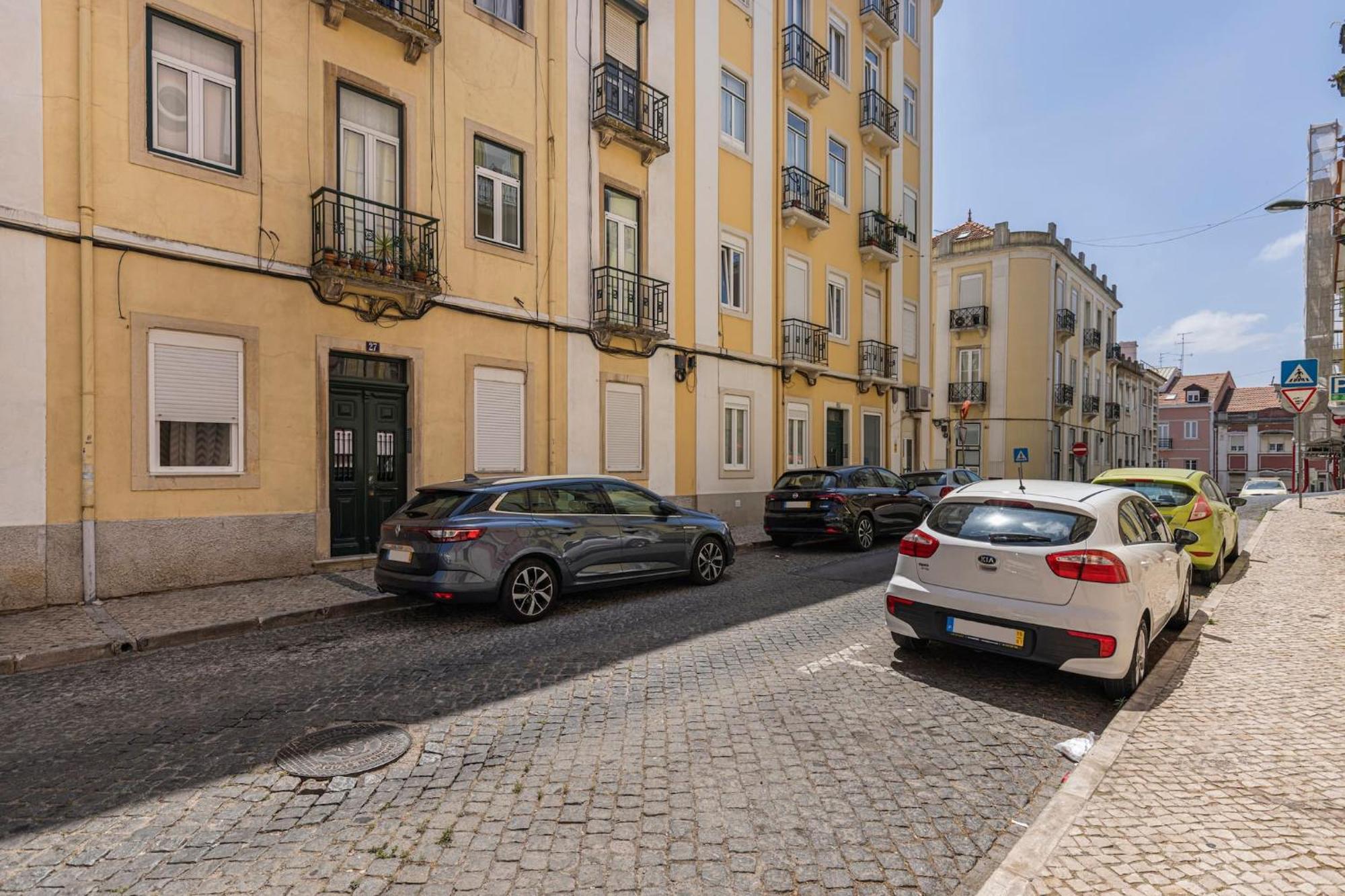 Beautiful River Views In Graca Lisboa